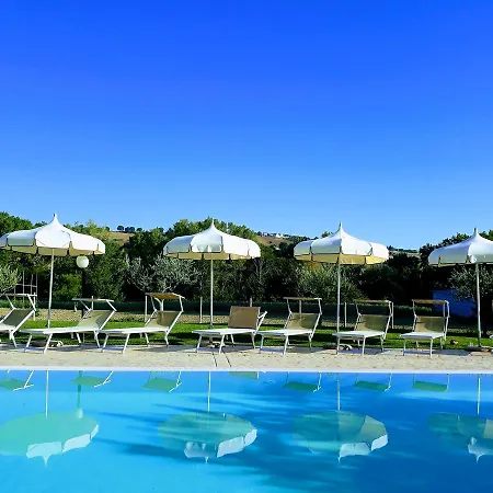 Alloggio per agriturismo Agriturismo Delle Rose Monte Urano